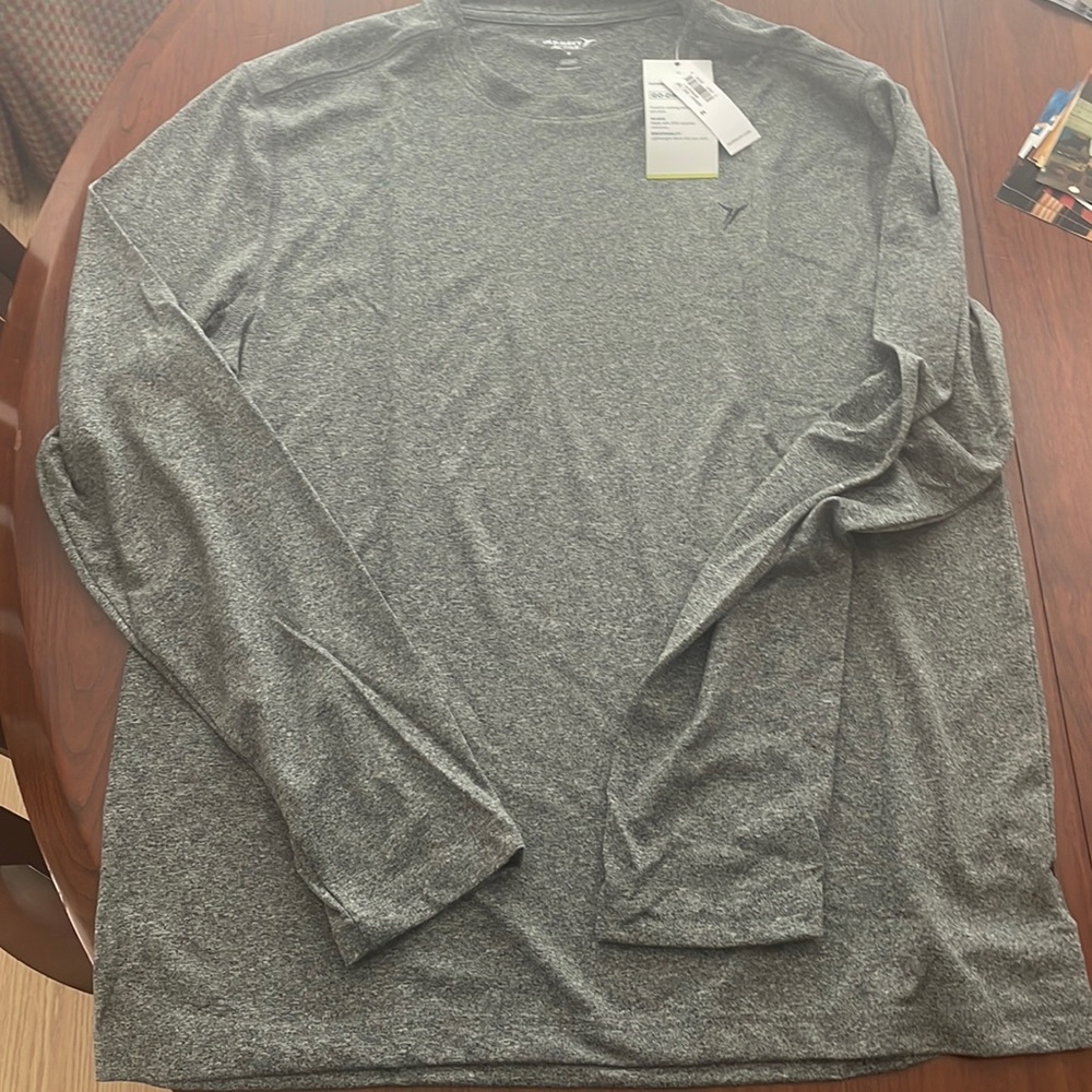 NWT Old Navy Men’s M shirt